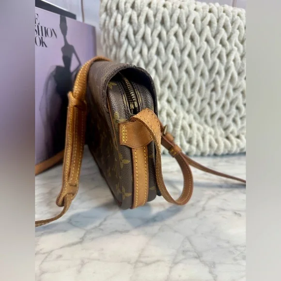 Louis Vuitton Monogram Brown Crossbody Bag - Picture 4 of 13